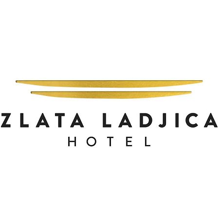 Zlata Ladjica Boutique Hotel リュブリャナ エクステリア 写真